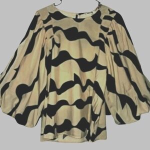 Entro NWT Black/Cream Wavy Balloon Sleeve Blouse Small Poly/spandex